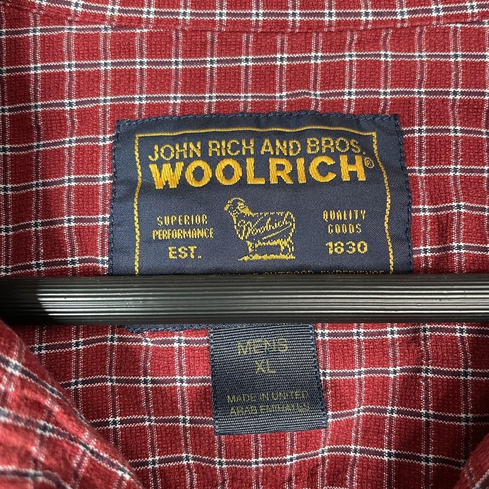 Woolrich Shirt Mens XL Short Sleeve Button Front Red Plaid Hiking Camping Pocket - Picture 4 of 5